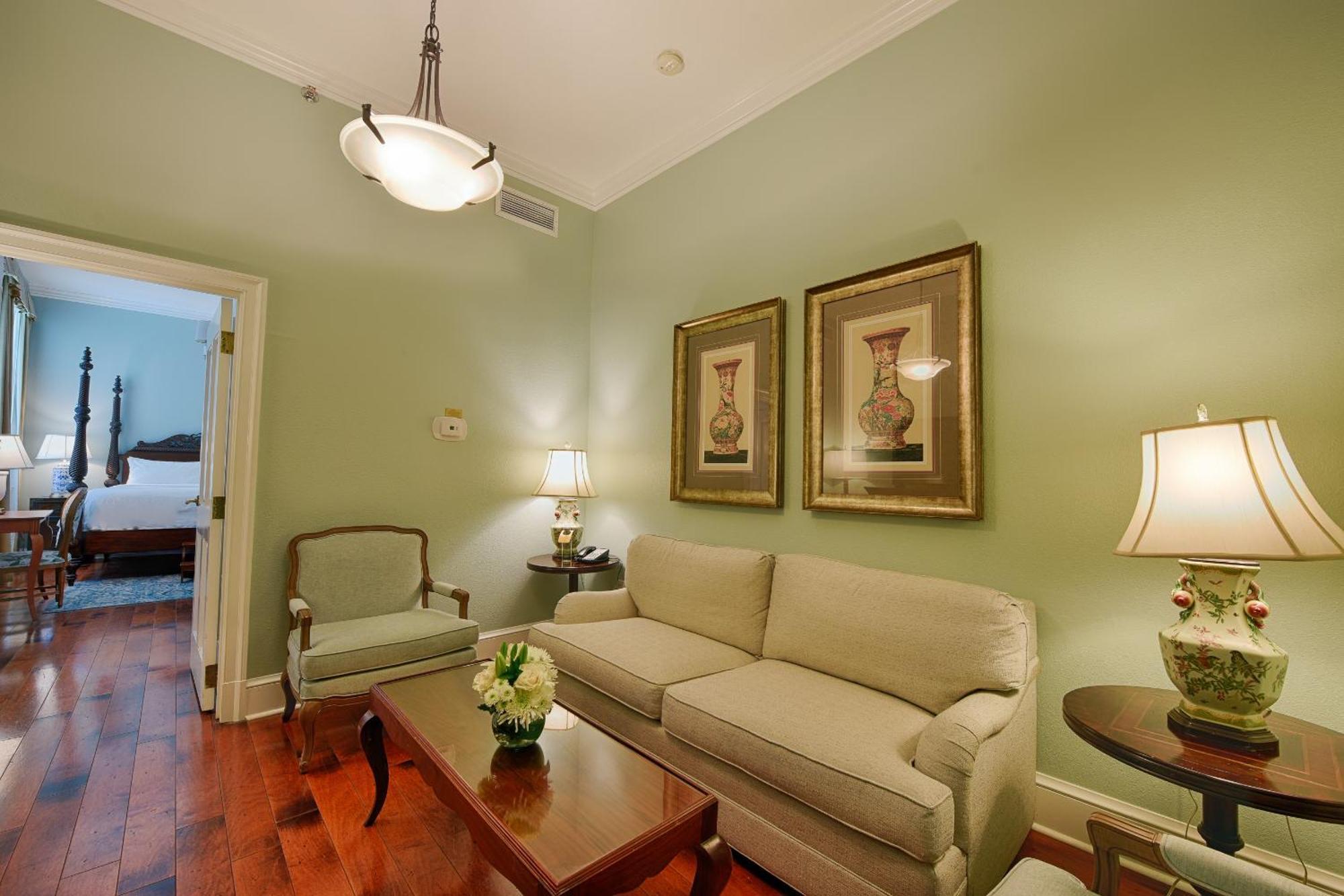 Voco St James Hotel By Ihg New Orleans Bagian luar foto