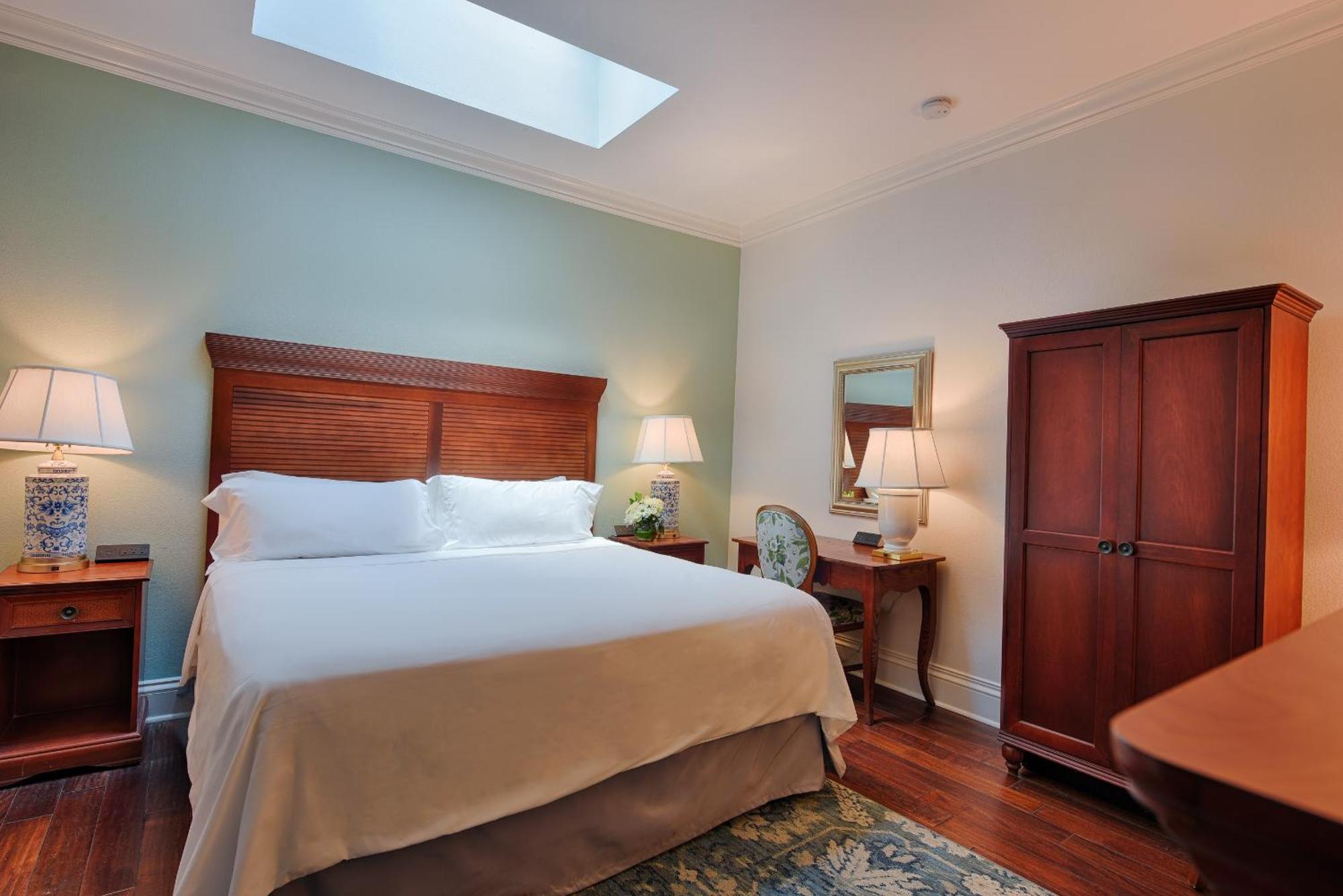 Voco St James Hotel By Ihg New Orleans Bagian luar foto
