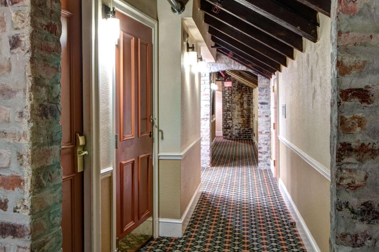 Voco St James Hotel By Ihg New Orleans Bagian luar foto